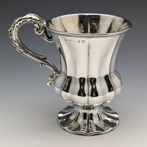 1853年 英国アンティーク 純銀製マグカップ 122g Henry Wilkinson